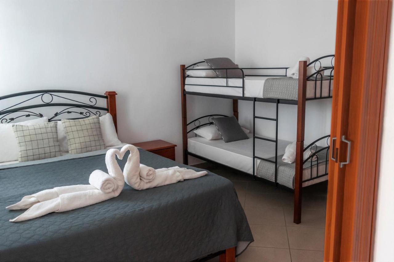 Kapahi Seaview Hotel Apartments ポトス エクステリア 写真