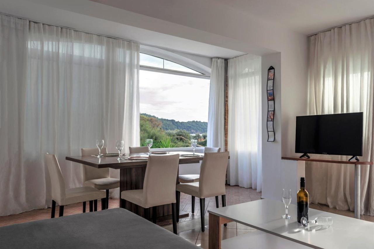 Kapahi Seaview Hotel Apartments ポトス エクステリア 写真