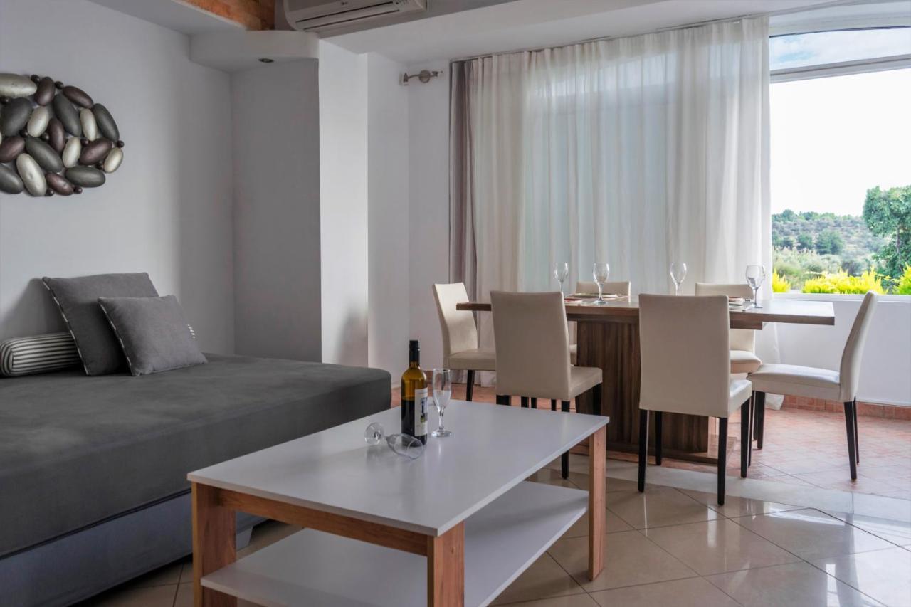 Kapahi Seaview Hotel Apartments ポトス エクステリア 写真