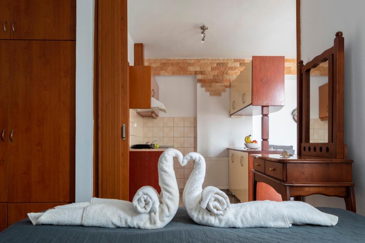 Kapahi Seaview Hotel Apartments ポトス エクステリア 写真