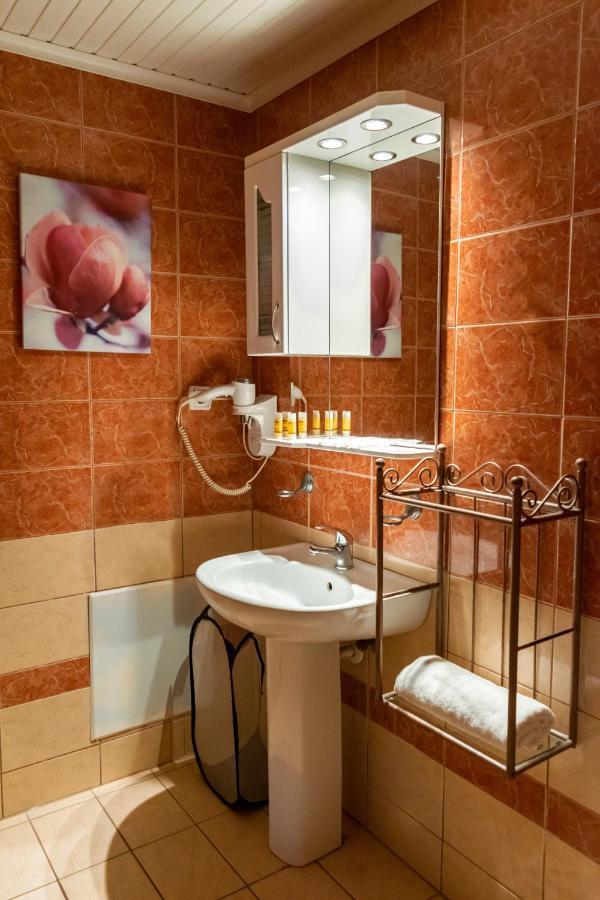 Kapahi Seaview Hotel Apartments ポトス エクステリア 写真